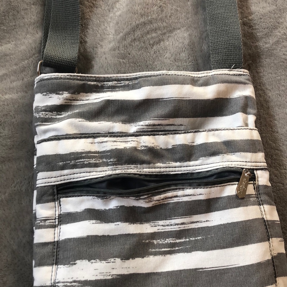 Super cute thirty  one purse only used once